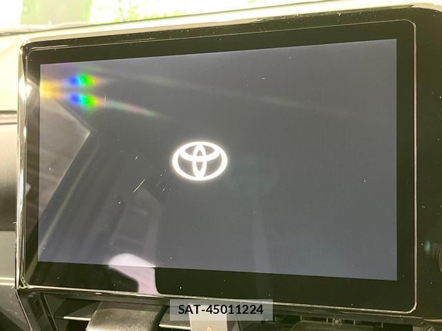 Toyota VOXY 2025-10 7869990-3