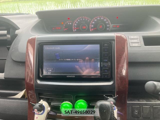 Toyota VOXY 2010-09 7870223-16