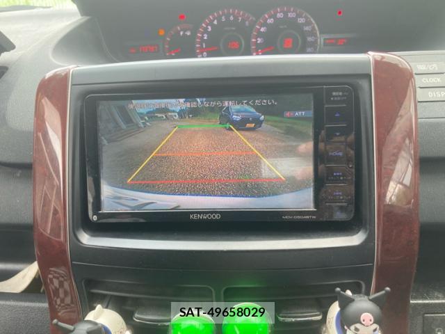 Toyota VOXY 2010-09 7870223-17