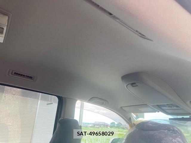 Toyota VOXY 2010-09 7870223-8