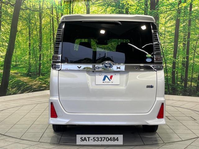 Toyota VOXY 2017-11 7870330-15