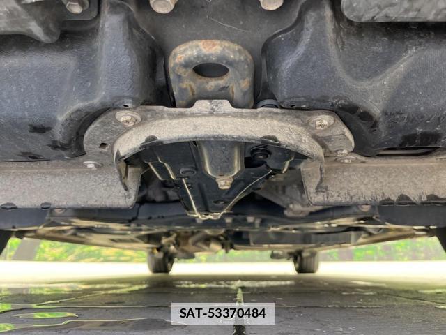 Toyota VOXY 2017-11 7870330-19
