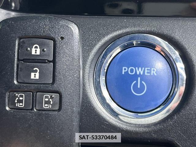 Toyota VOXY 2017-11 7870330-6