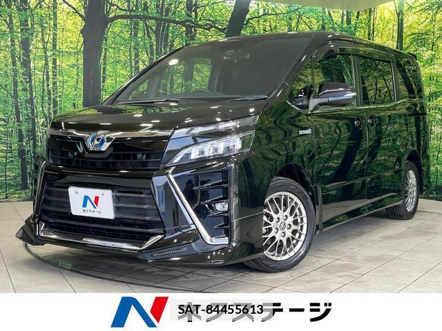 Toyota VOXY 2017-11 7870345-0
