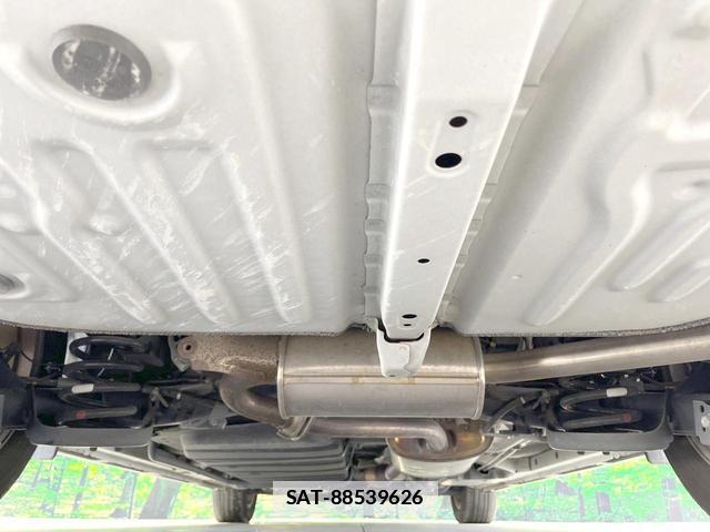 Toyota VOXY 2017-10 7870708-18