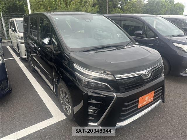 Toyota VOXY 2021-06 7870779-0