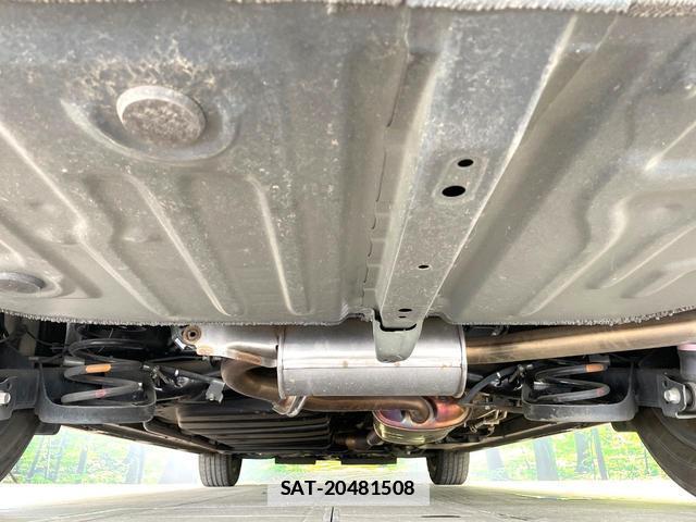 Toyota VOXY 2021-03 7870856-18