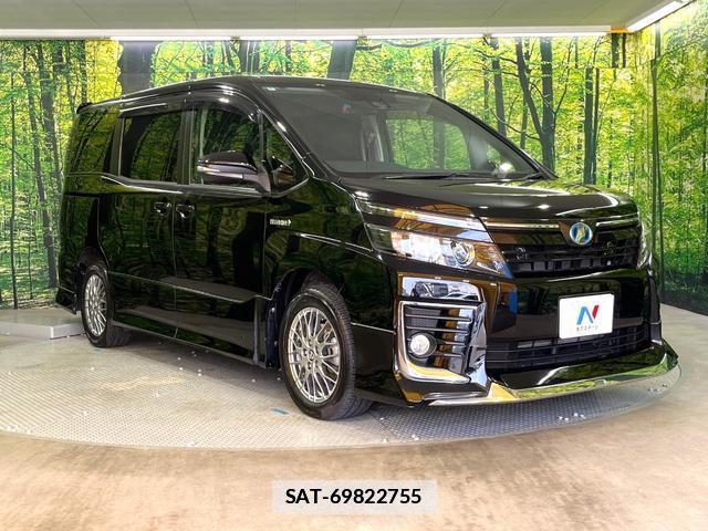 Toyota VOXY 2016-03 7870892-17