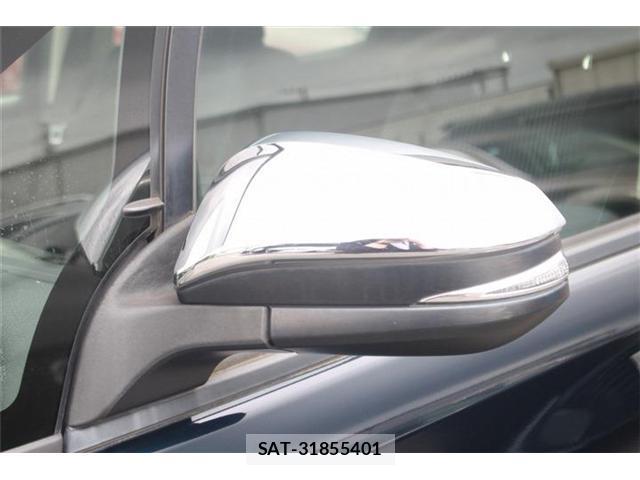 Toyota VOXY 2017-02 7870920-16