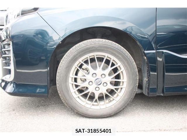 Toyota VOXY 2017-02 7870920-18