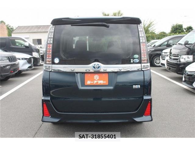 Toyota VOXY 2017-02 7870920-5