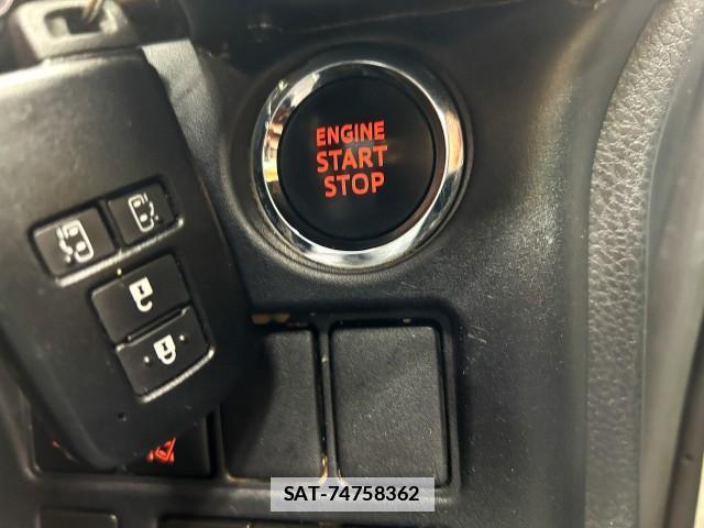 Toyota VOXY 2018-09 7871436-13