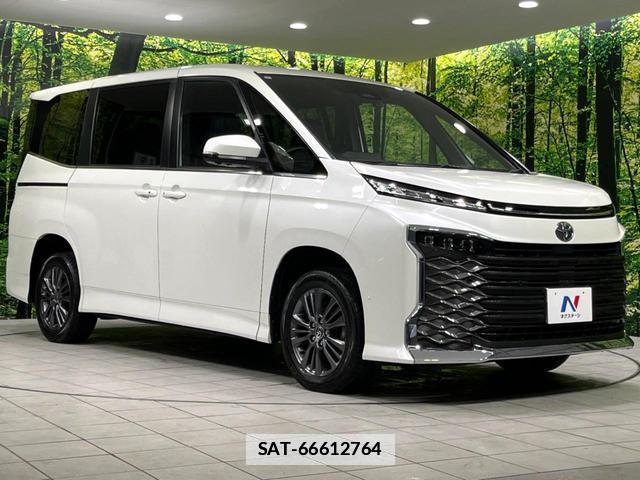Toyota VOXY 2023-03 7871482-17