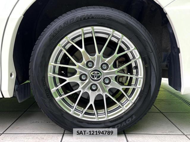 Toyota VOXY 2021-08 7871635-12