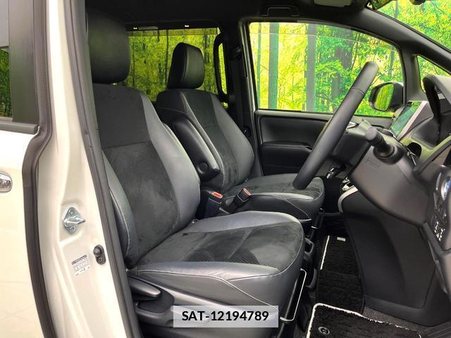 Toyota VOXY 2021-08 7871635-7