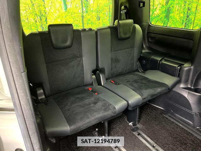 Toyota VOXY 2021-08 7871635-9