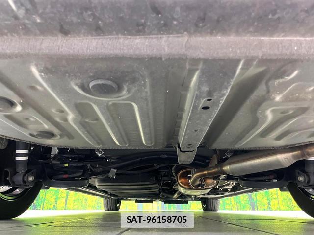 Toyota VOXY 2021-08 7871637-19