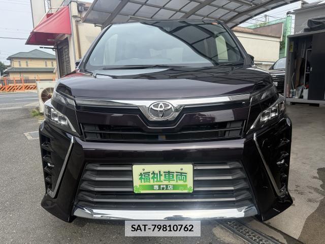 Toyota VOXY 2021-05 7872035-12