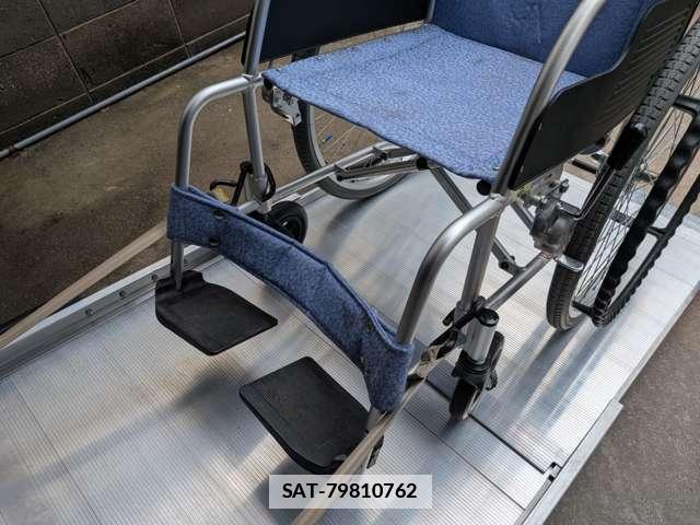 Toyota VOXY 2021-05 7872035-8