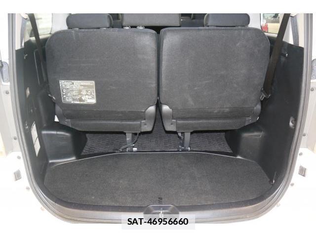 Toyota VOXY 2011-08 7872116-18