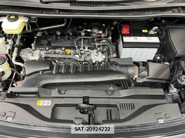Toyota VOXY 2022-09 7872697-18