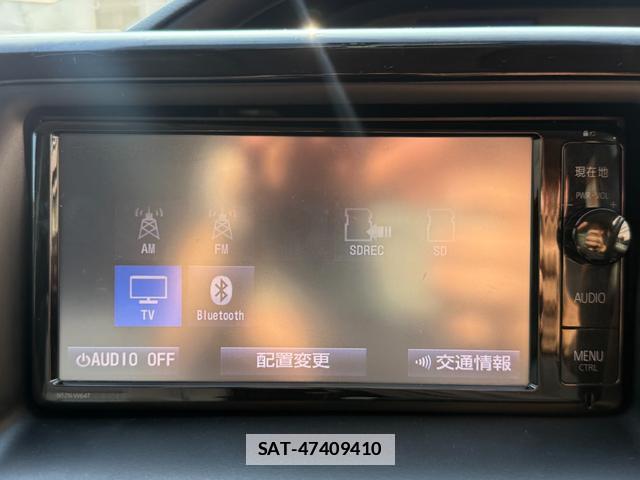 Toyota VOXY 2014-10 7872859-16