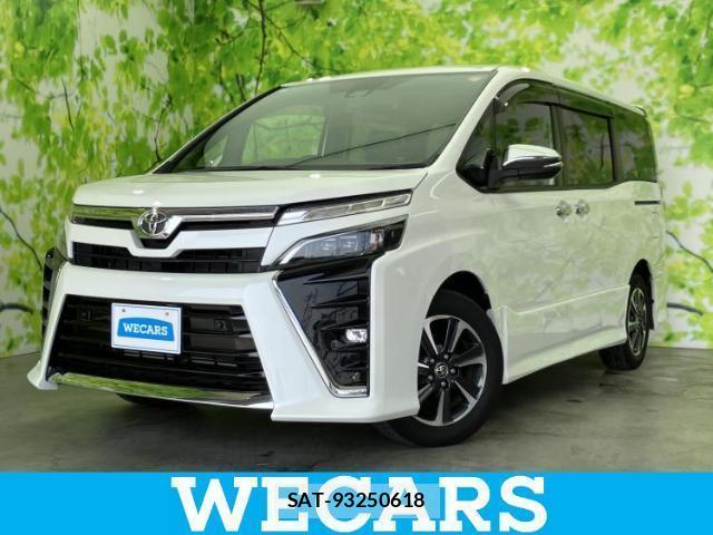 Toyota VOXY 2021-05 7872989-0