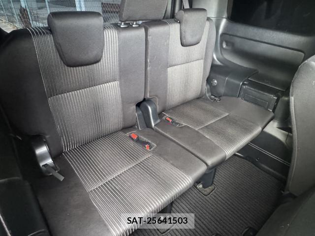 Toyota VOXY 2019-08 7873097-7