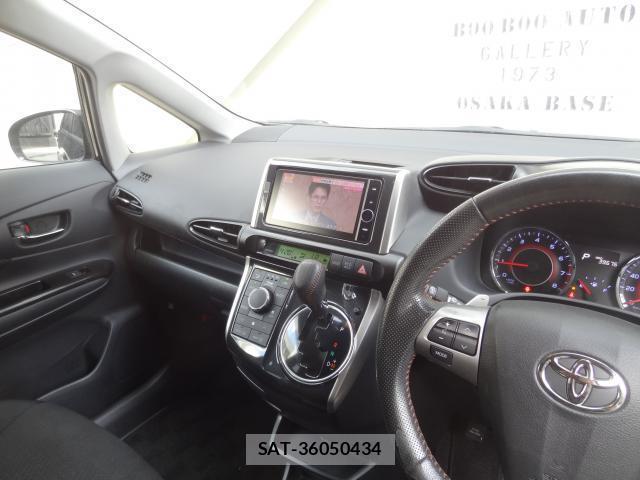 Toyota WISH 2014-03 7870165-14