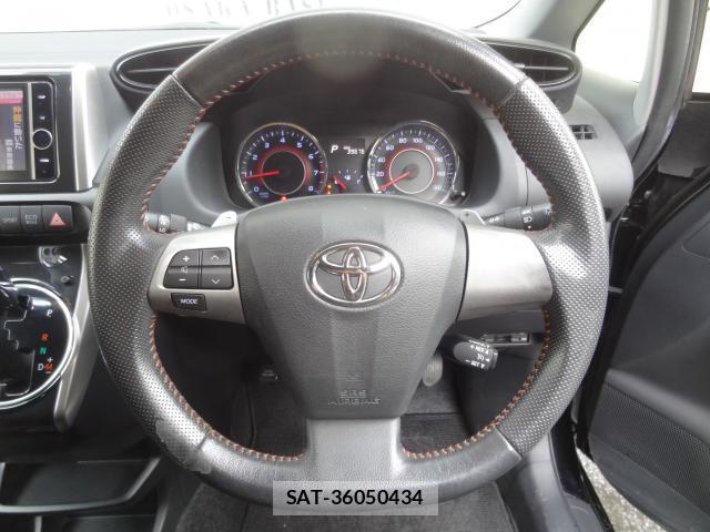 Toyota WISH 2014-03 7870165-9