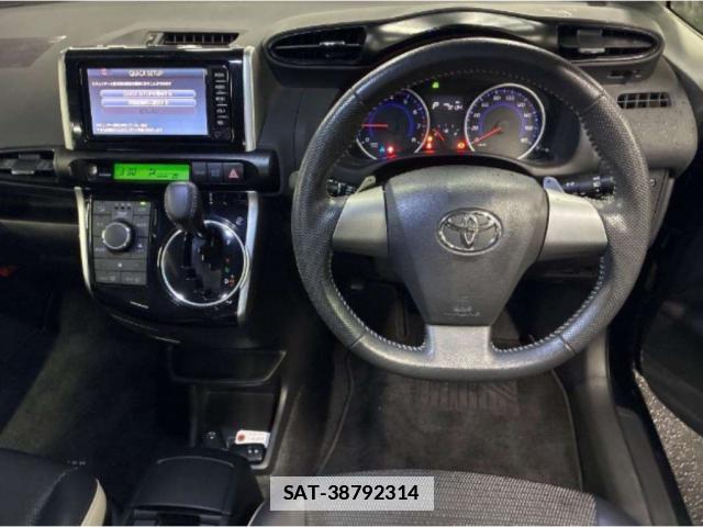 Toyota WISH 2017-10 7870615-2