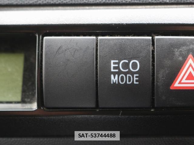 Toyota WISH 2011-05 7871477-17