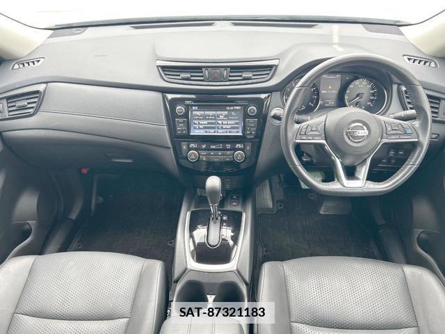 Nissan X-TRAIL 2018-05 7867899-1