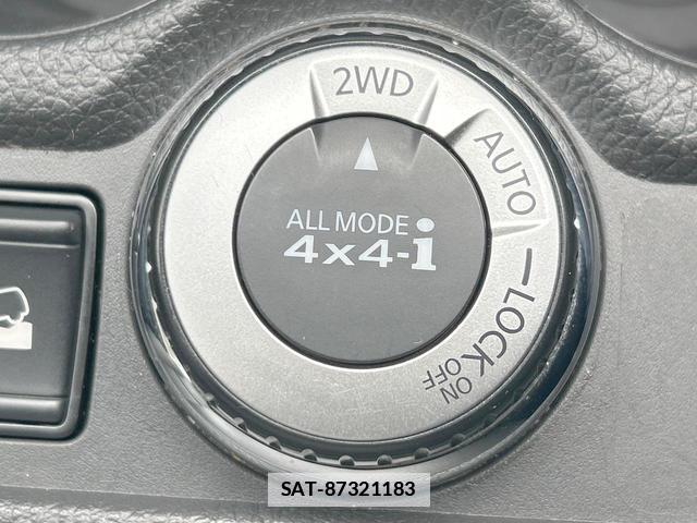 Nissan X-TRAIL 2018-05 7867899-11