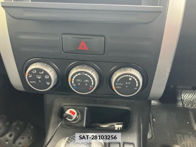 Nissan X-TRAIL 2007-11 7868586-11