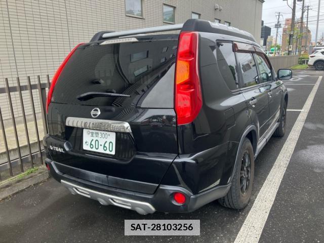 Nissan X-TRAIL 2007-11 7868586-12