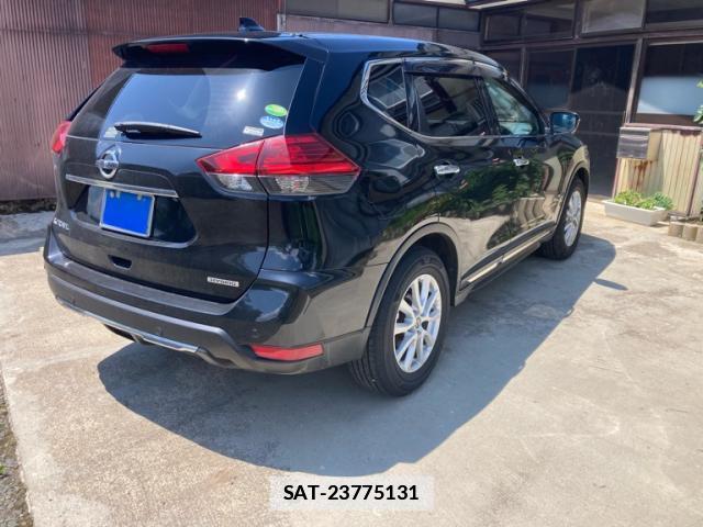 Nissan X-TRAIL 2017-07 7868674-13