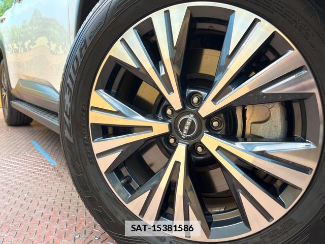 Nissan X-TRAIL 2022-09 7868801-11