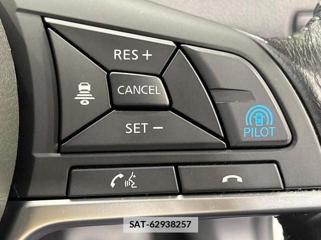 Nissan X-TRAIL 2018-07 7869797-5