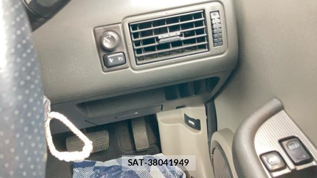 Nissan X-TRAIL 2000-11 7870471-10