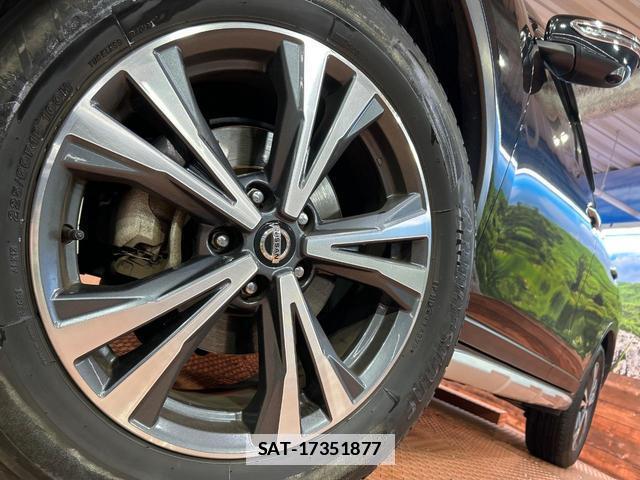 Nissan X-TRAIL 2018-09 7871306-12