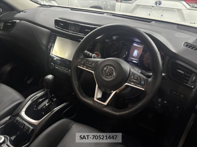 Nissan X-TRAIL 2017-06 7872613-2