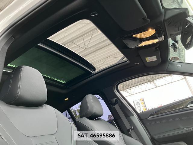 Bmw X4 2021-09 7872746-13