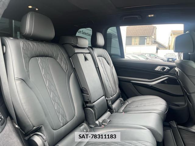 Bmw X7 2025-12 7869916-18