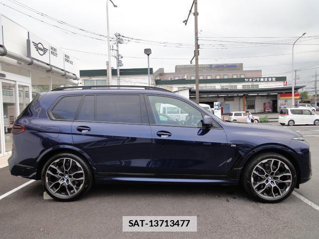 Bmw X7 2025-12 7870476-2