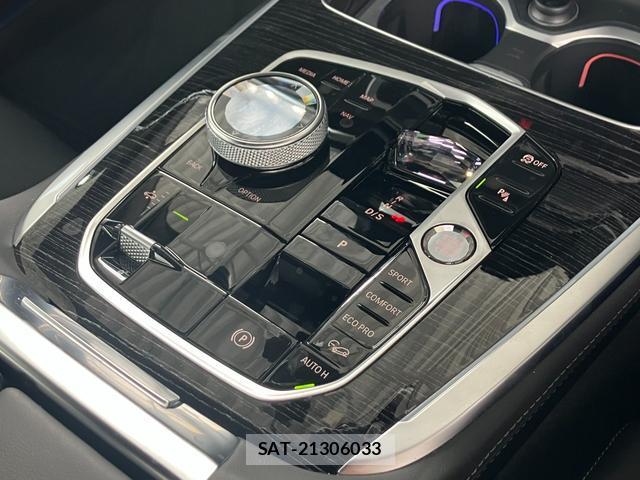 Bmw X7 2024-03 7872747-15