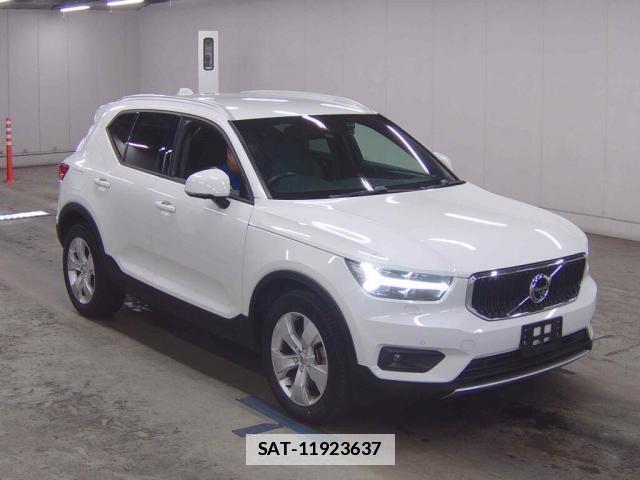 Volvo XC40 2021-02 7867307-0