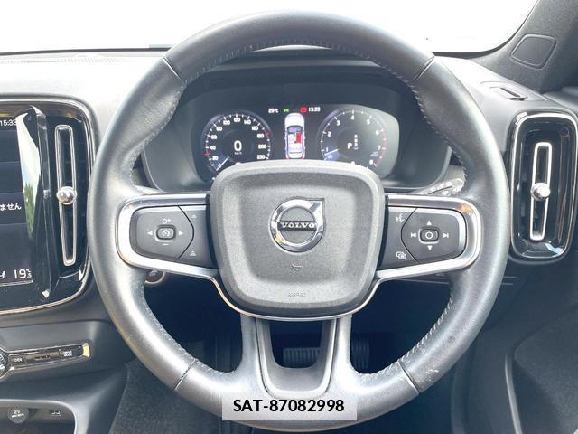 Volvo XC40 2021-06 7867817-10