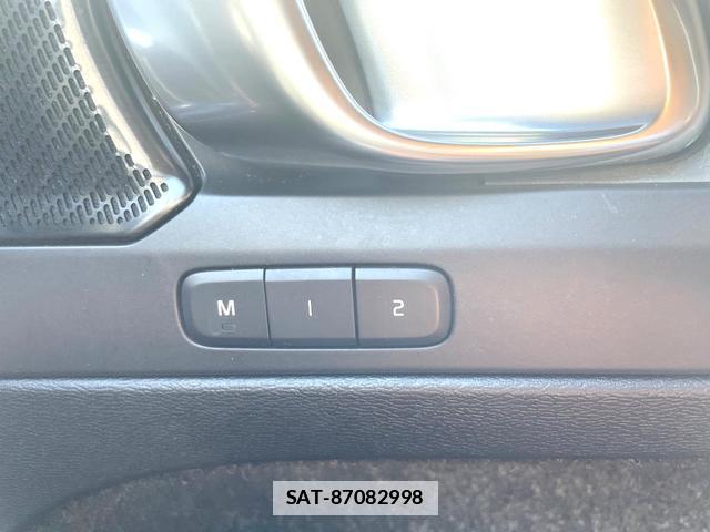 Volvo XC40 2021-06 7867817-7
