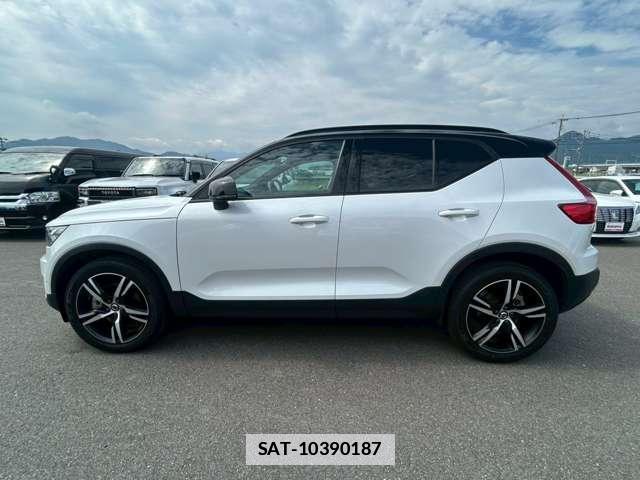 Volvo XC40 2021-04 7871582-10